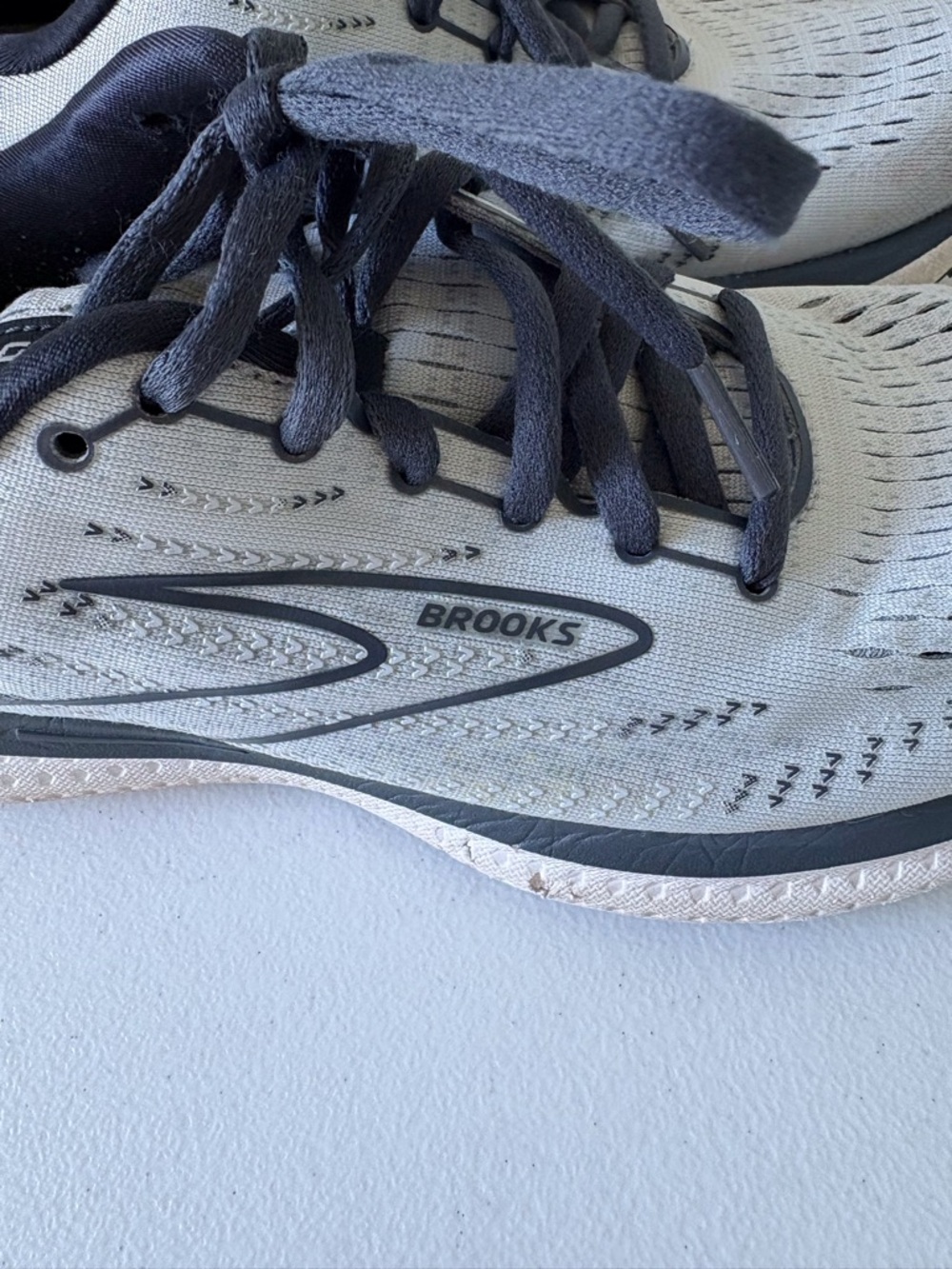 Brooks Glycerin 19 Size Women 9 Navy & Gray‎ Activewear Running Walking Comfort - Picture 7 of 13